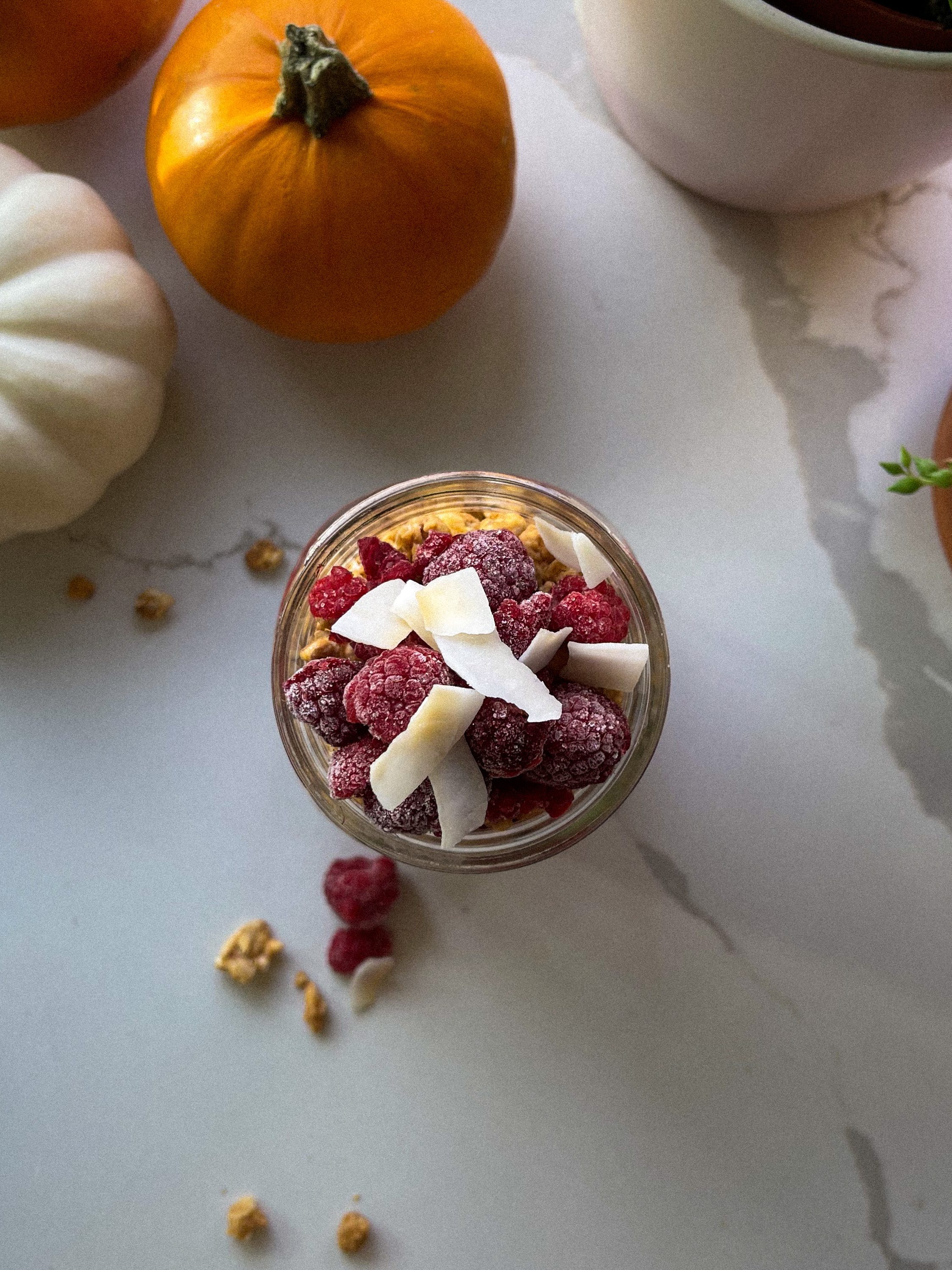 Raspberry overnight oats, top view